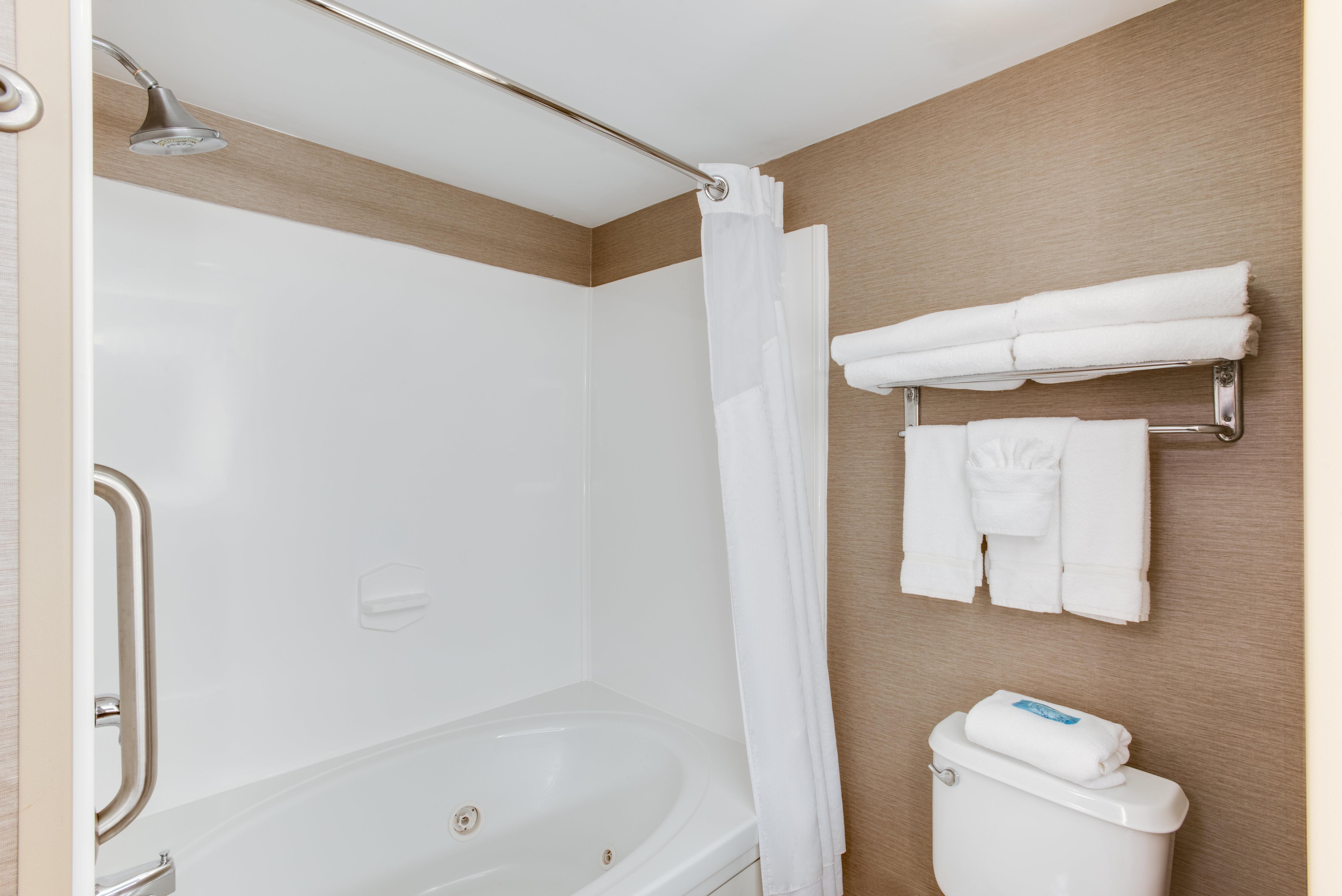 Holiday Inn Express Hotel & Suites Bethlehem By Ihg Esterno foto