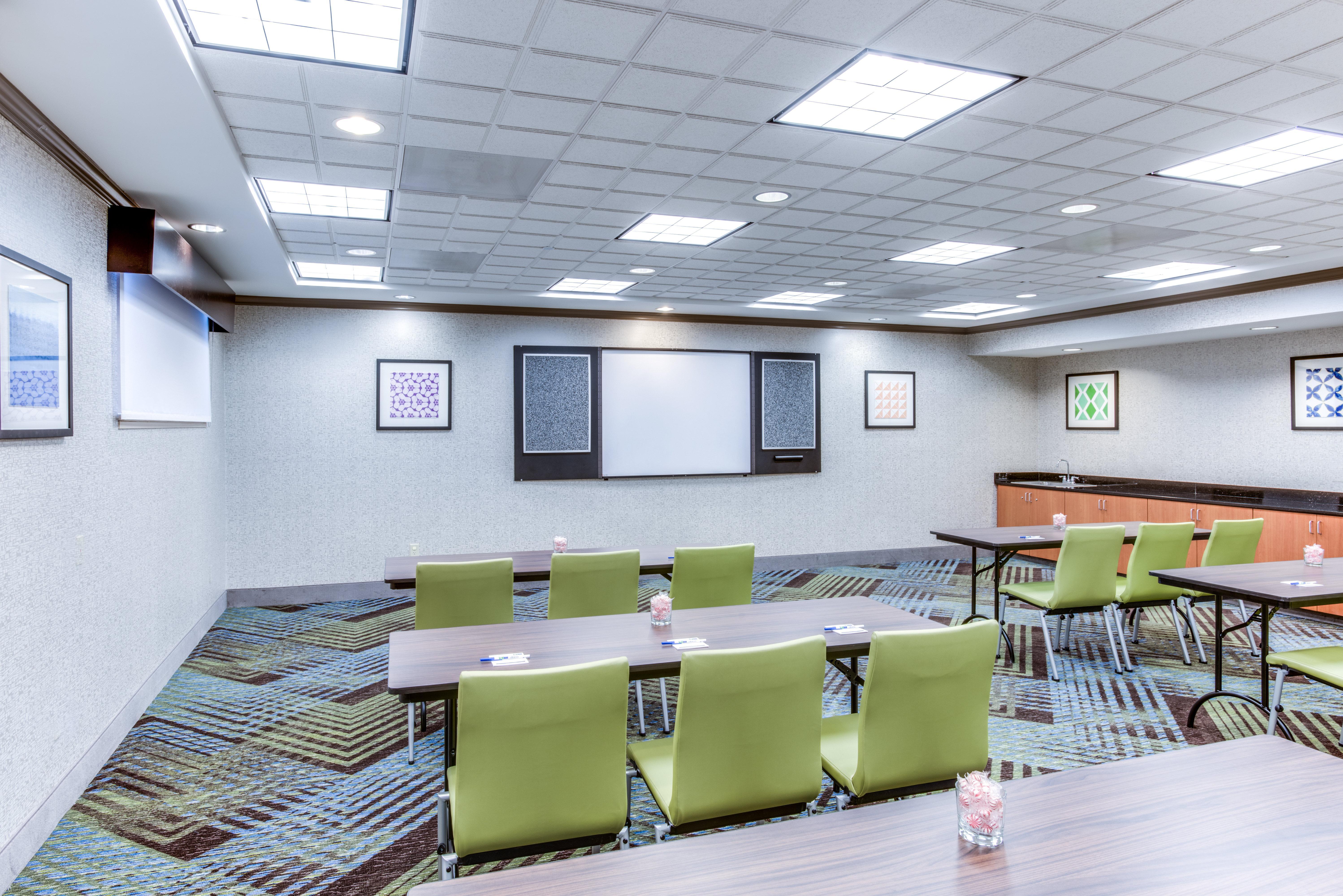 Holiday Inn Express Hotel & Suites Bethlehem By Ihg Esterno foto
