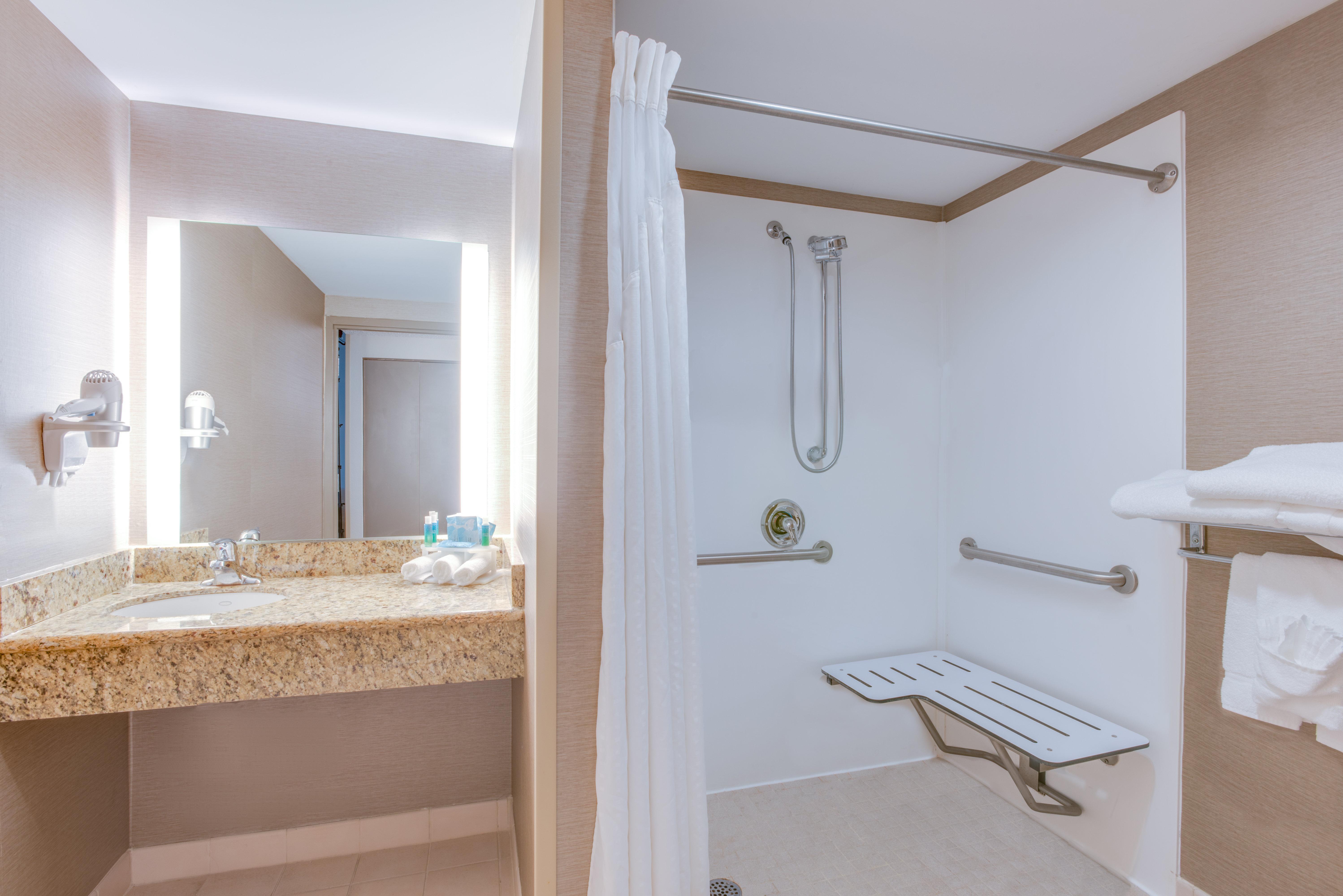 Holiday Inn Express Hotel & Suites Bethlehem By Ihg Esterno foto