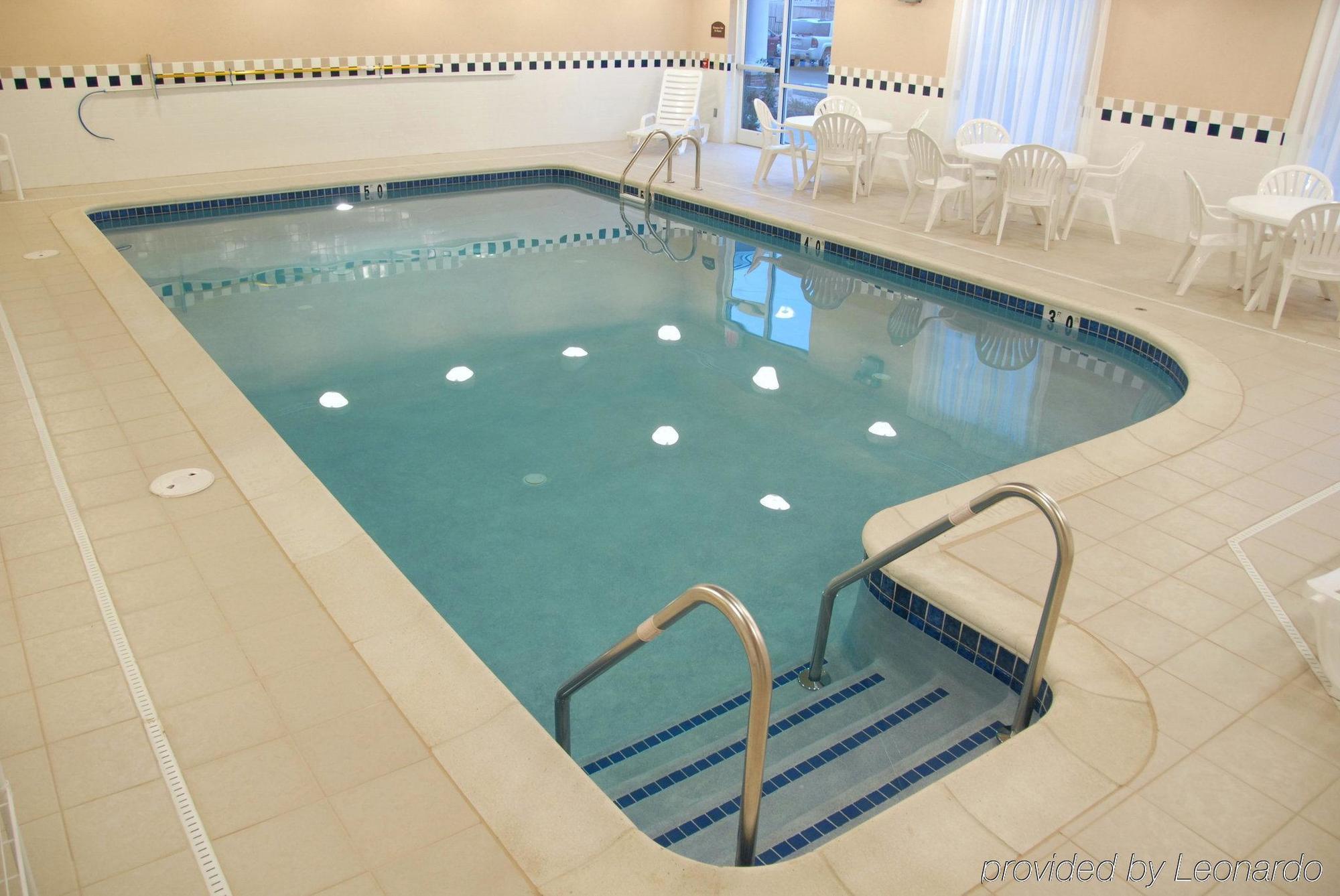 Holiday Inn Express Hotel & Suites Bethlehem By Ihg Esterno foto