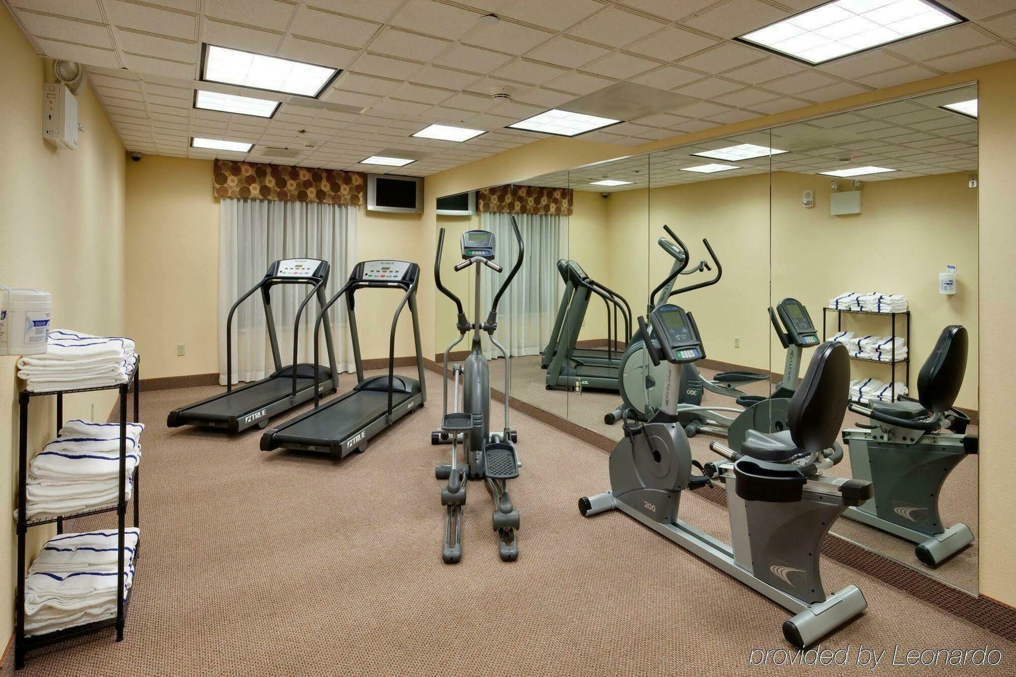 Holiday Inn Express Hotel & Suites Bethlehem By Ihg Esterno foto